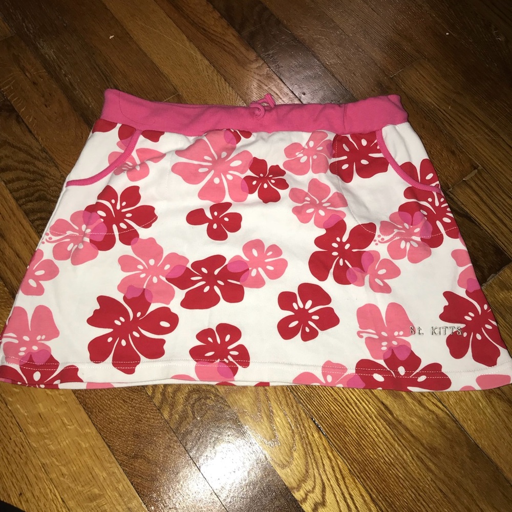 St. Kitts White and Pink Flower Mini Skirt